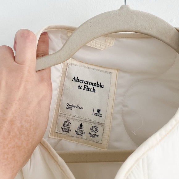 Abercrombie Quilted Cream Liner Jacket Fall - Picture 5 of 6